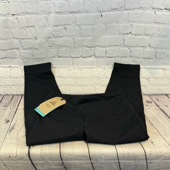 Prana Transform Capri Women’s Capri Pants - Picture 3 of 4